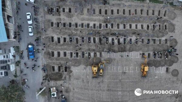 Похороны школьниц, погибших при атаке США и Израиля, проходят в Иране