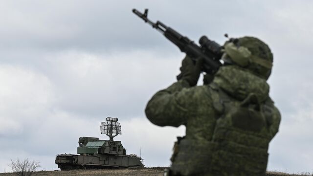 В Ленобласти набирают народное ополчение, Иран открыл Ормуз, Россия и НАТО - толкаются. Итоги 17 апреля
