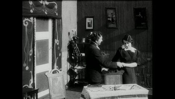 Где правда? (Трагедия еврейской курсистки). Кадр из фильма