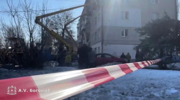 ‼ В Брянске продолжаются работы по устранению последствий ракетного удара ВСУ по жилым домам