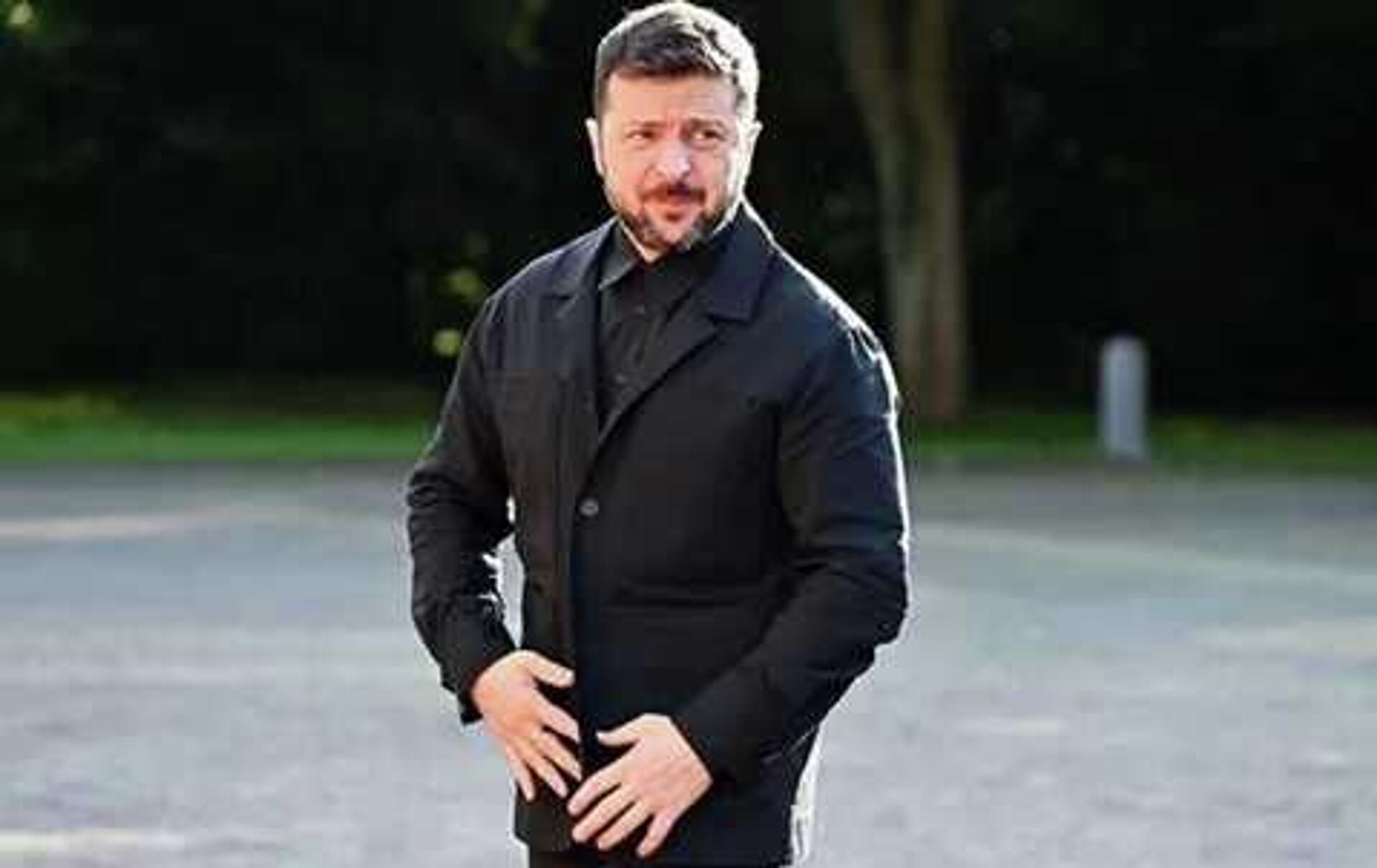 Зеленский в фирменном прикиде - РИА Новости, 1920, 22.03.2026