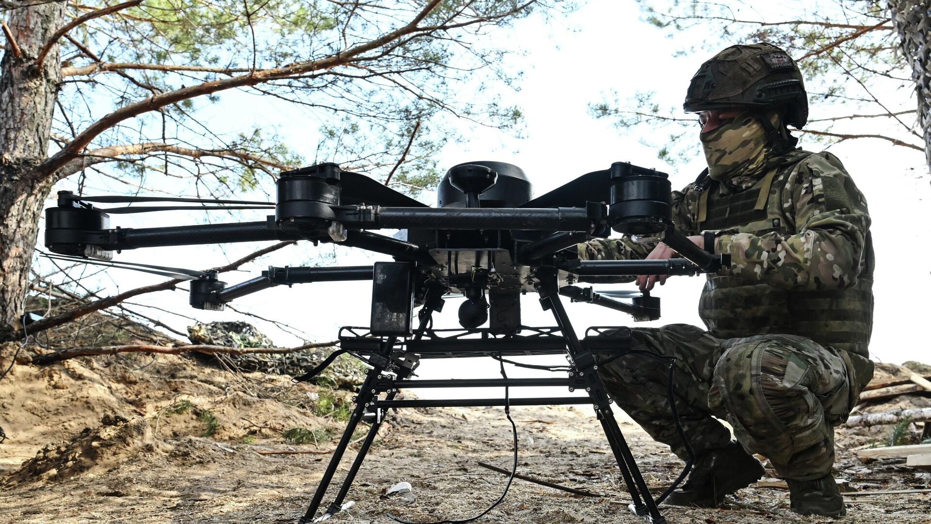 Лаборатория БПЛА группировки войск Запад на Рубцовском направлении СВО - РИА Новости, 1920, 06.04.2026