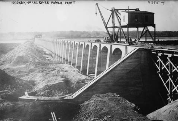 Строительство ГЭС Кеокук в США. Фото из социальных сетей