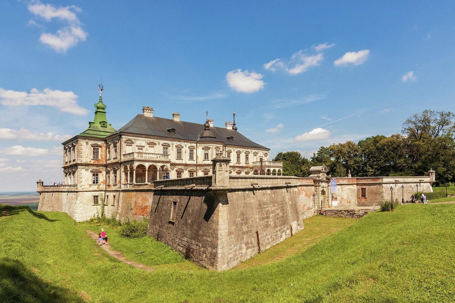 Подгаецкий замок во Львовской области - РИА Новости, 1920, 05.04.2026