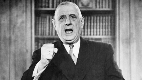 Шарль де Голль во время обращения по алжирскому вопросу на национальном референдуме, 1962 год