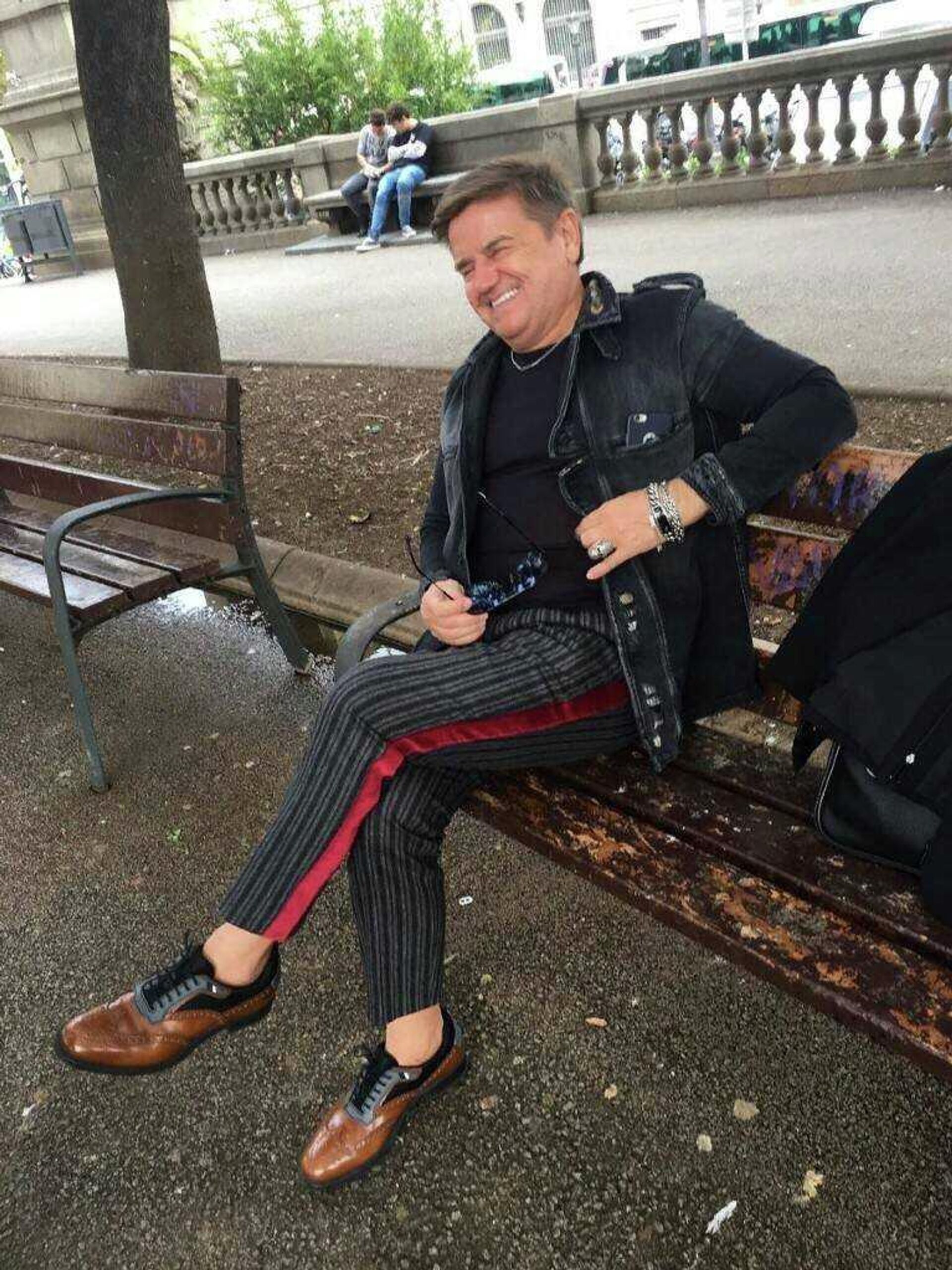 Вадим Карасев на скамейке - РИА Новости, 1920, 11.04.2026