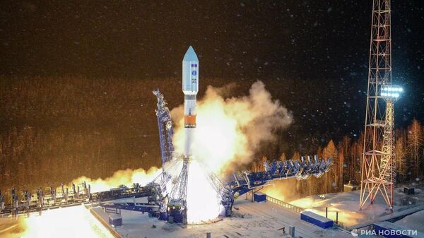 Запуск ракеты-носителя Союз-2.1б со стартовой площадки космодрома Плесецк