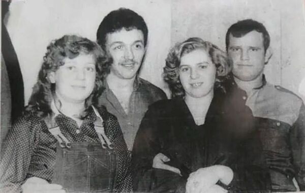 Татьяна и Виктор Кибенок (слева)