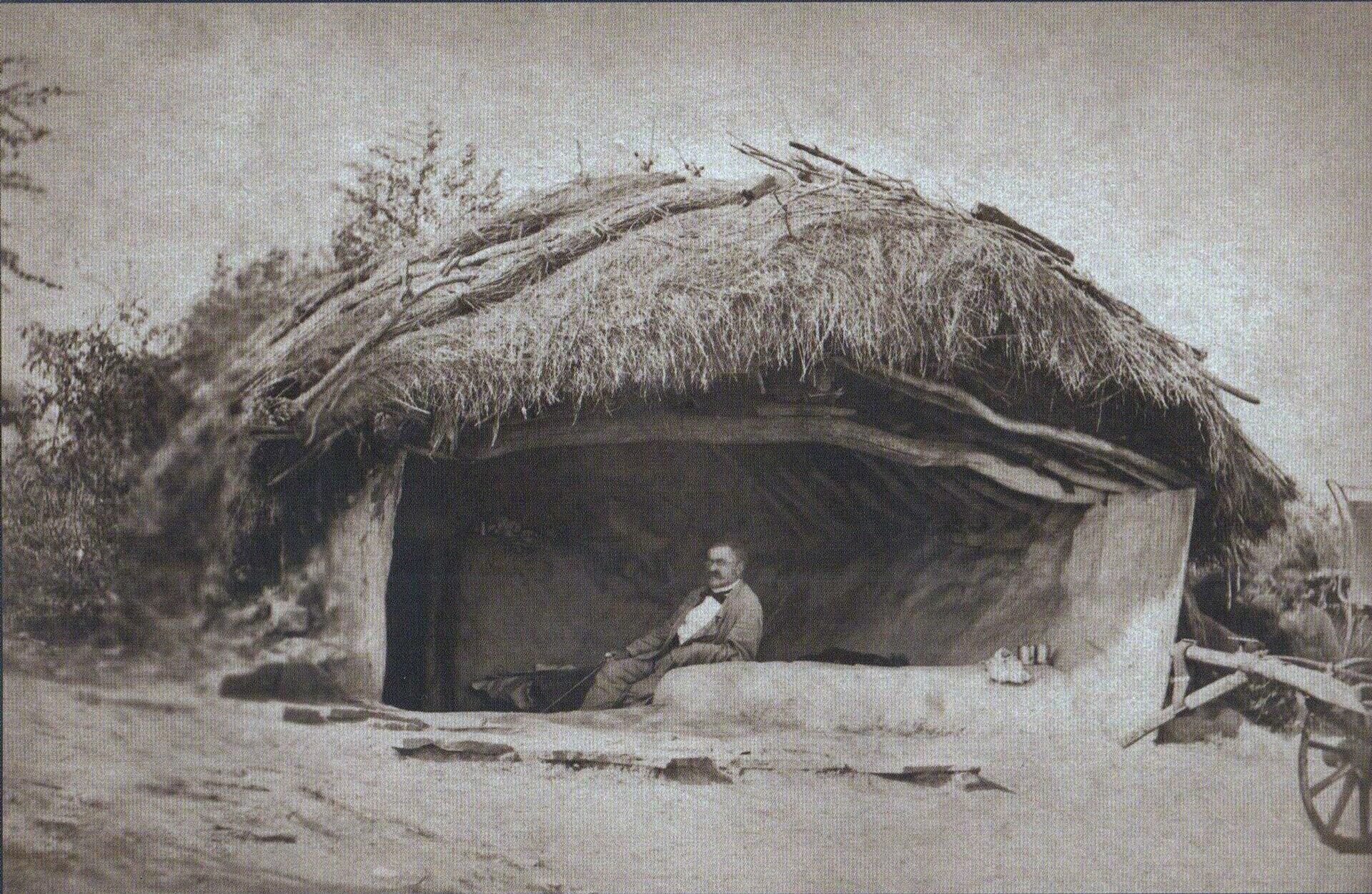 Князь Владимир Черкасский в штаб-квартире в Горной Студене, Болгария. Октябрь 1877 года - РИА Новости, 1920, 24.04.2026