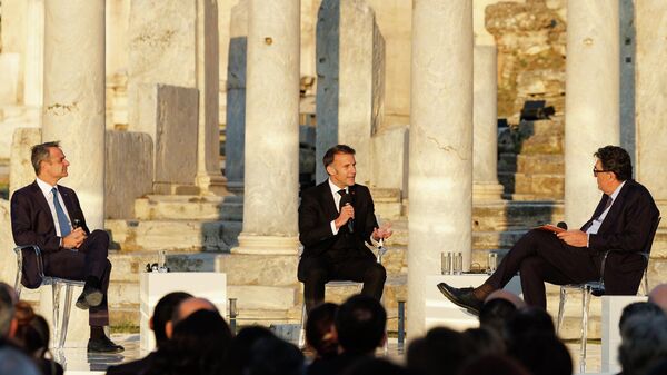 Эммануэль Макрон в Афинах