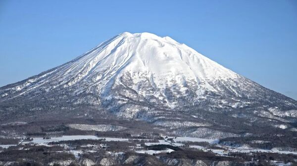 Гора Ётэй на северном японском острове Хоккайдо