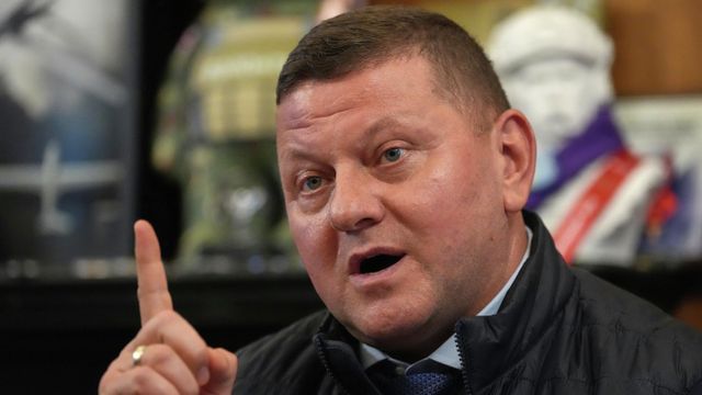 Латвия обвиняет Россию в атаках БПЛА, Путин ждет мировых лидеров, Залужный критикует ВСУ. Итоги 7 мая