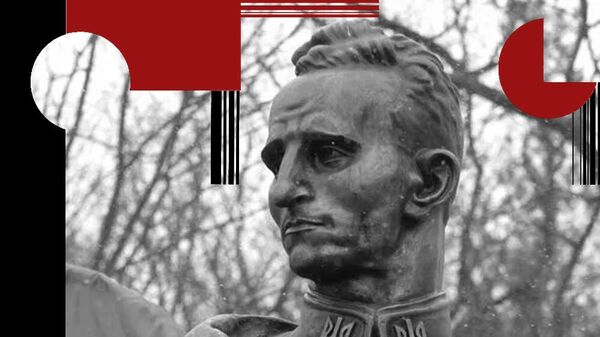 Памятник Шухевичу в Ивано-Франковске