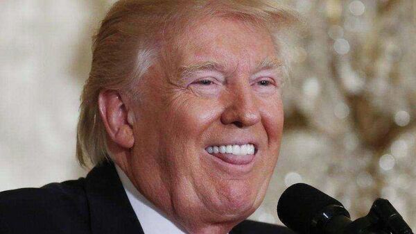 Трамп коварный