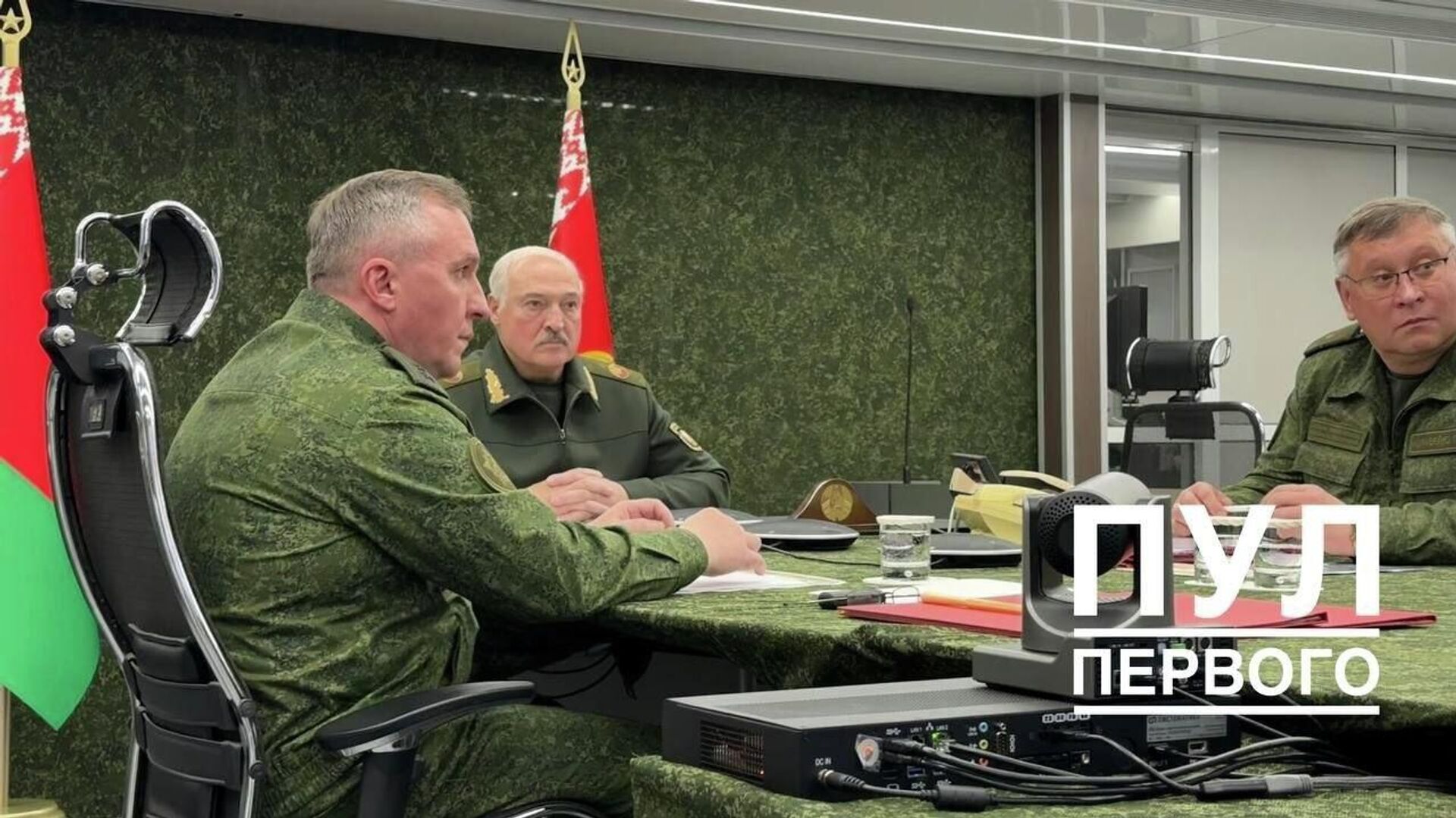 Путин и Лукашенко связались по видео-конференц-связи в ходе совместной тренировки ядерных сил Путин и Лукашенко связались по видео-конференц-связи в ходе совместной тренировки ядерных сил - РИА Новости, 1920, 21.05.2026