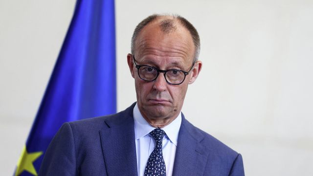 © REUTERS / Nadja Wohlleben Заговор против Мерца. Соратники хотят избавиться от непопулярного канцлера