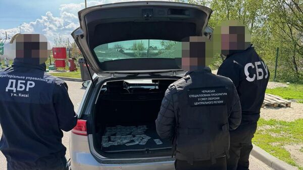 Украинский пограничник пытался "сбежать со службы" за взятку