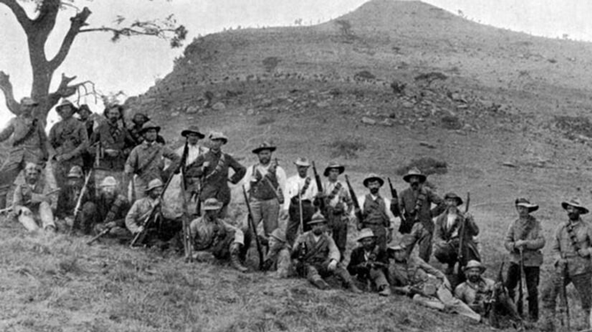 Буры во время сражения за гору Спион-Коп, 1900 год - РИА Новости, 1920, 04.06.2026
