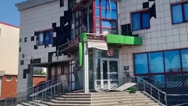 В посёлке Разумное Белгородского округа беспилотник ВСУ ударил по коммерческому объекту