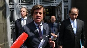 Послы ФРГ, Франции и Британии после встречи с замглавы МИД РФ Послы ФРГ, Франции и Британии после встречи с замглавы МИД РФ