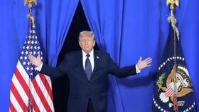 Президент США Дональд Трамп Президент США Дональд Трамп