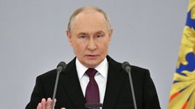 Встреча Владимира Путина с выпускниками вузов силовых ведомств