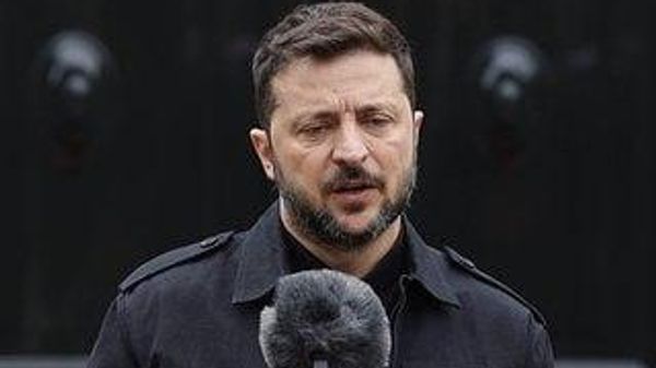 Закон о святынях: Зеленский назначает новых богов Украины