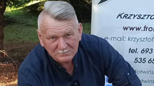 Лидер польской партии и бывший депутат польского парламента передал партию гуманитарной помощи для ВС РФ