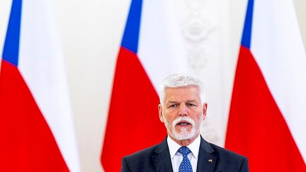 Президент Чехии Петер Павел призвал возобновить переговоры с Россией
