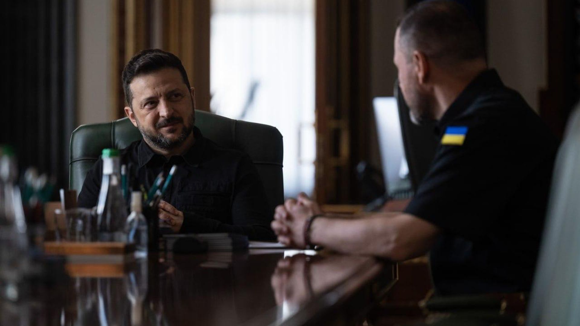 Зеленский заявил, что экс-глава МВД Клименко станет секретарем СНБО вместо Умерова Зеленский заявил, что экс-глава МВД Клименко станет секретарем СНБО вместо Умерова - РИА Новости, 1920, 17.07.2026