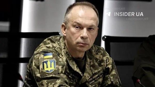 Передаю своему преемнику армию, которая не только держит оборону, но и находится в состоянии наступления — Сырский