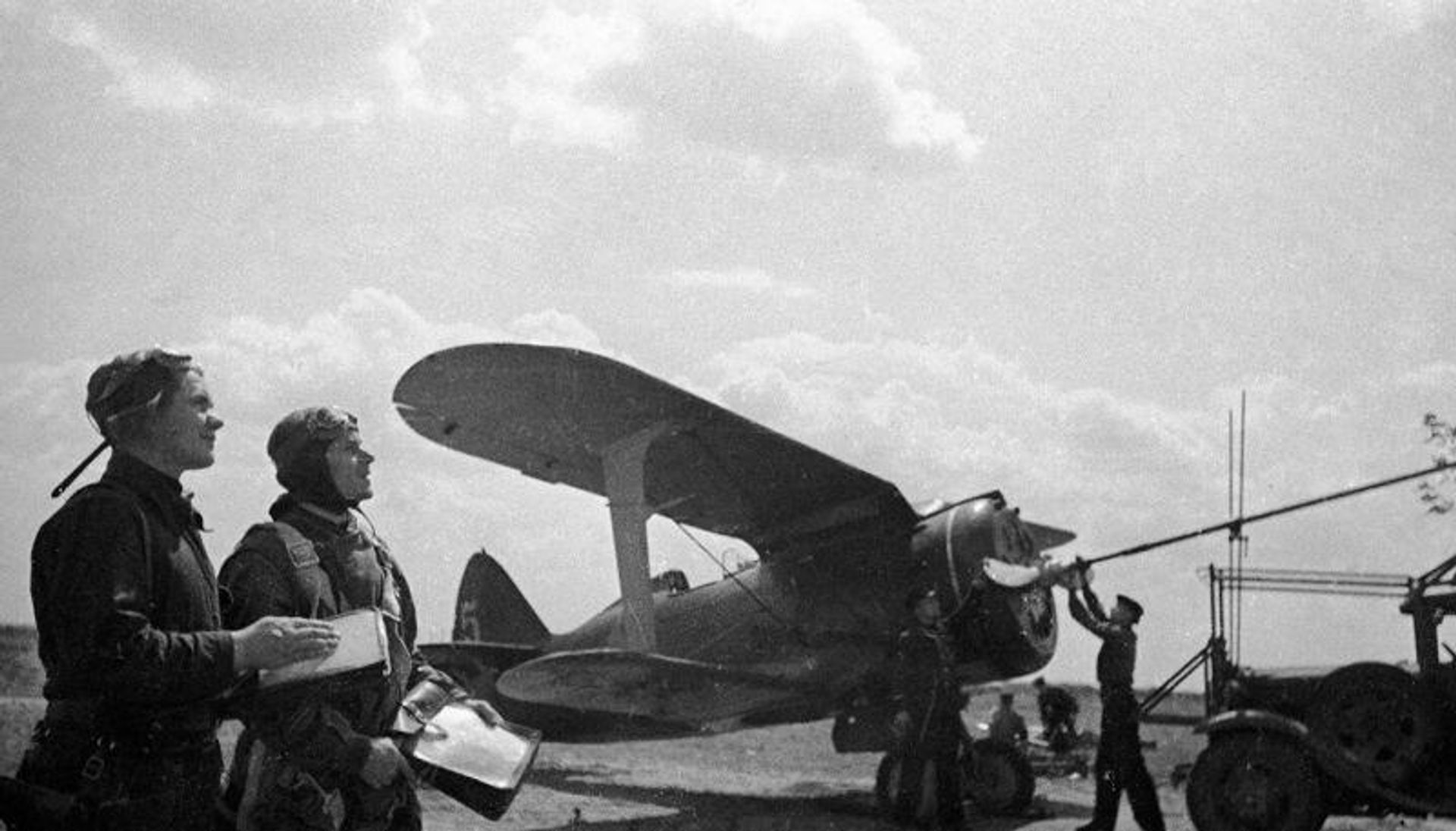 И-153 Черноморского флота в районе Николаева, август 1941 года И-153 Черноморского флота в районе Николаева, август 1941 года - РИА Новости, 1920, 27.07.2026