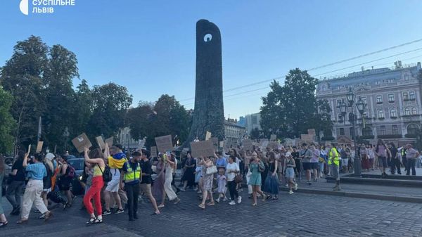 На Украине продолжают проходить массовые акции в поддержку возвращения Фёдорова на пост министра обороны