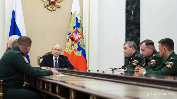 Президент Владимир Путин проводит встречу с руководством Министерства обороны. 5 августа 2026