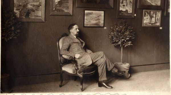 Иван Билибин на персональной выставке. Египет, Александрия, 1924 год Иван Билибин на персональной выставке. Египет, Александрия, 1924 год