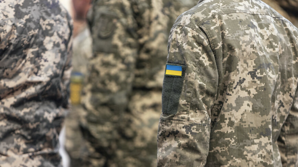 Портников* требует воевать до последнего украинца и выступает против переговоров