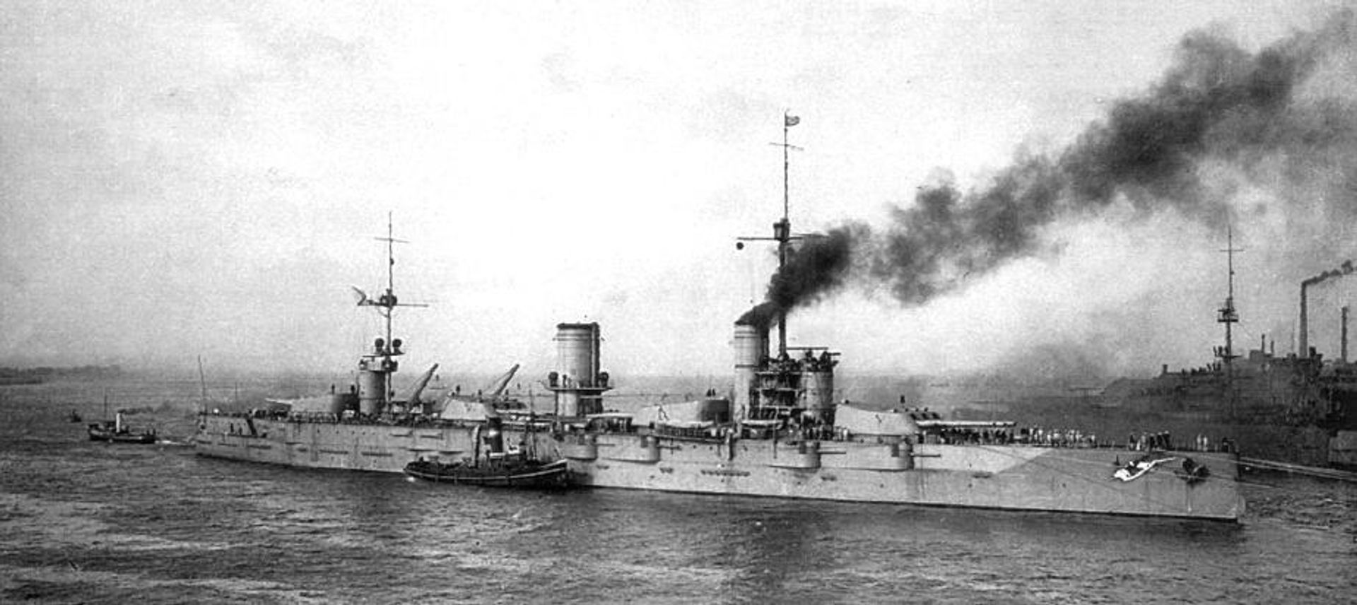 Линкор Севастополь в Кронштадте, сентябрь 1914 года Линкор Севастополь в Кронштадте, сентябрь 1914 года - РИА Новости, 1920, 16.08.2026