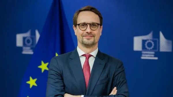 Евросоюз требует от украинок доказать, что они не уклонисты