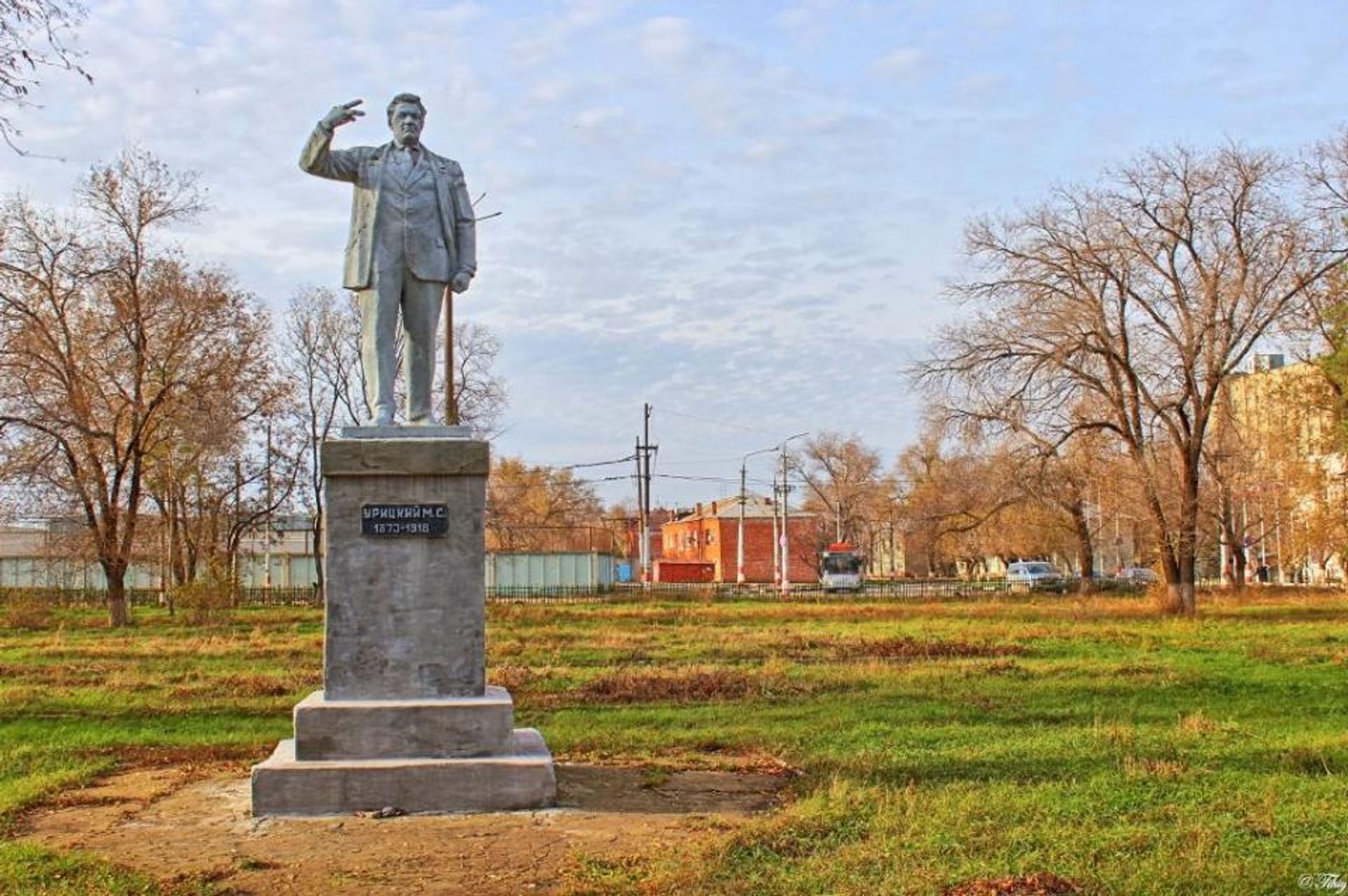 Памятник Моисею Урицкому в г. Энгельс Саратовской области - РИА Новости, 1920, 25.08.2026