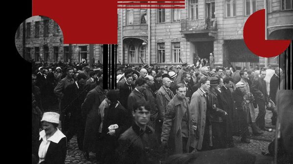 Шествие в день убийства Моисея Урицкого. Петроград, 1918 год