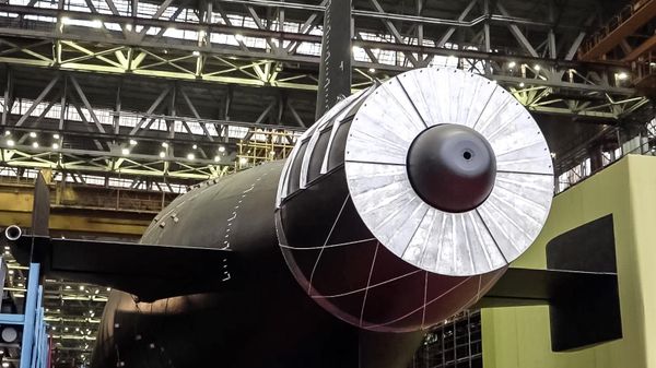 Церемония вывода из эллинга атомной подводной лодки Хабаровск в Северодвинске