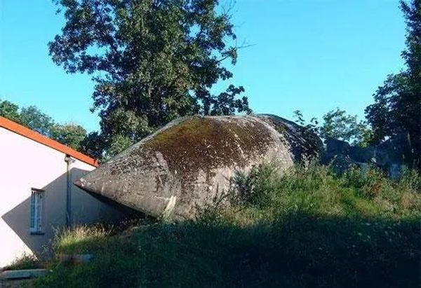 Взорванная башня Винкеля в Цоссене Взорванная башня Винкеля в Цоссене