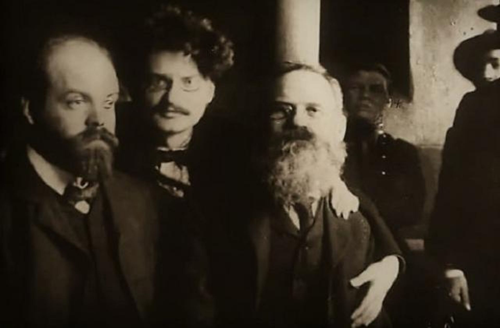 Александр Парвус, Лев Троцкий, Лев Дейч. Петропавловская крепость. 1906 год - РИА Новости, 1920, 08.09.2026