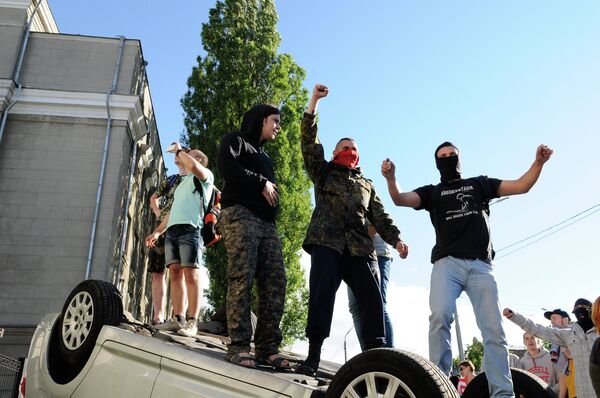 Беспорядки у посольства Российской Федерации в Киеве