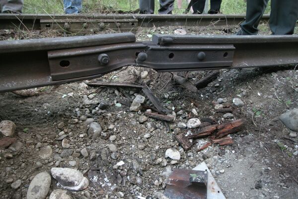 На месте взрыва на железной дороге в Абхазии
