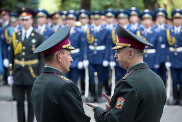 Офицерскому составу Министерства обороны Украины представлен новый министр обороны В.Гелетей