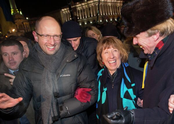 Глава европейской дипломатии Кэтрин Эштон на площади Независимости в Киеве