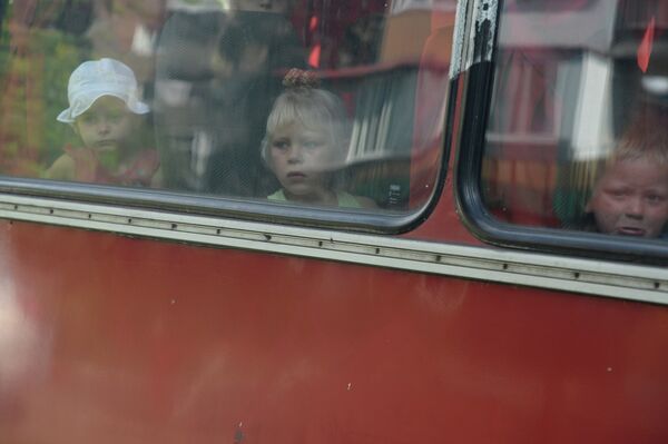 Очередная колонна с беженцами отправлена из Донецка в Россию