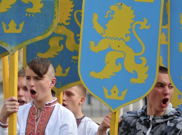 Марш в честь годовщины создания дивизии СС Галичина во Львове