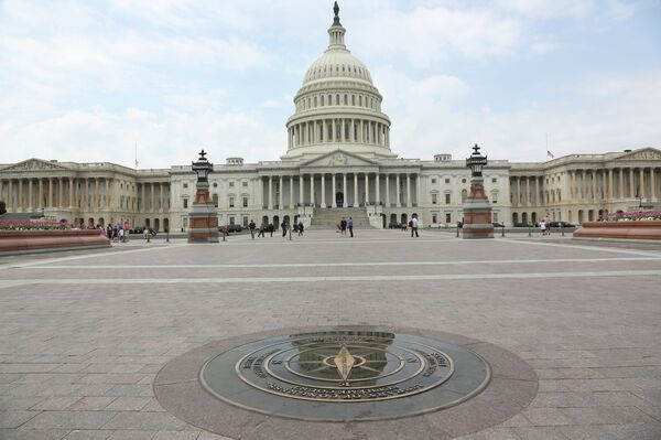 Капитолий в дни национального траура в Америке Капитолий в дни национального траура в Америке